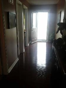 Furnished Spacious Room for Rent in Maple - Photo 4