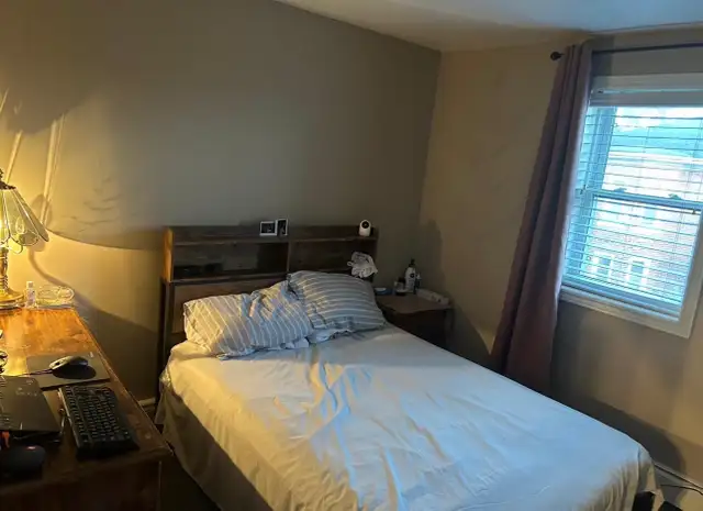 Room For Rent