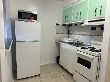 Downtown Near McGill All Included Furnitured Studio for Rent !! - Photo 3