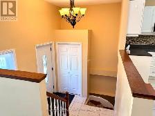 $2600 INCLUSIVE. EXCELLENT WEST END LOCATION. - Photo 13