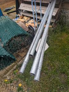 320 Feet of 6 foot tall chain link fence with privacy inserts - Photo 3