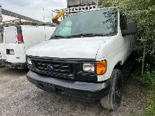 2007 Ford E-350 Cargo Van 260,000 km $3,500 - Photo 8