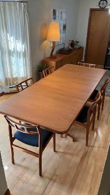 MCM vintage. TEAK TECK Meubles. Très grande table   2 rallonges.
