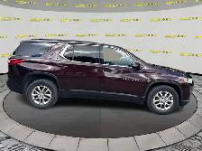 2019 Chevrolet Traverse LT - Photo 2