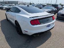 2021 Ford Mustang - Photo 4