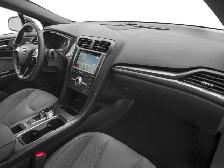 2018 Ford Fusion - Photo 12