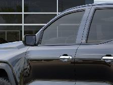 2026 GMC Canyon Denali HUD - Cooled Seats - Photo 12