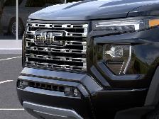 2026 GMC Canyon Denali HUD - Cooled Seats - Photo 13