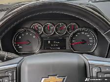 2021 Chevrolet Suburban - Photo 18