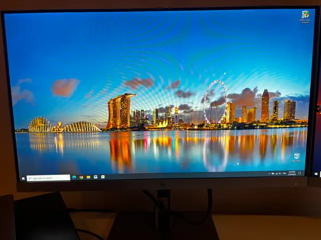 computer screen/ écran HP E233 Elite 24 in/po   3 HD video cable
