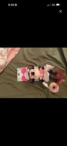 brand new car seat/stroller toy minni mouse