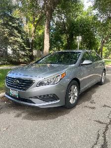 2015 Hyundai Sonata - Photo 2