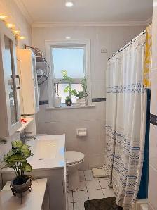 Beautifully Updated Room for Rent – Shared Home - Photo 9