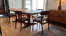 Mid century modern. TEAK TECK. Dining room set. VERY LARGE table - Photo 3
