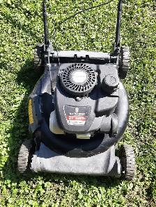 Lawnmowers for sale - Photo 5