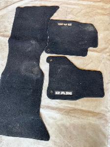 Ram floor mats(classic) - Photo 2