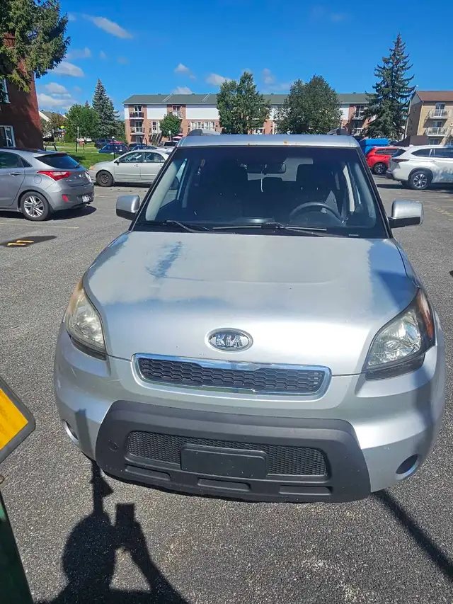 2011 Kia Soul quebec plated