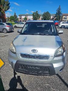 2011 Kia Soul quebec plated