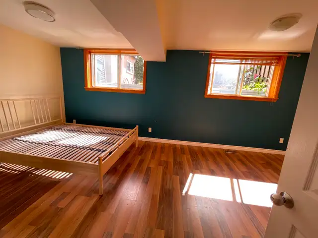 Spacious & Bright All-Inclusive Basement Apartment – Scarborough