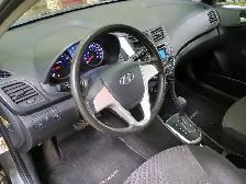 HYUNDAI ACCENT 2012 AUTOMATIQUE-SEULEMENT 124,960KM !
