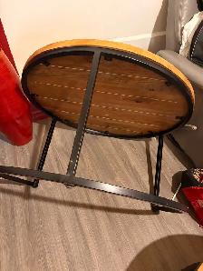 living room table - Photo 2