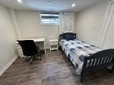 Female Student Room Oshawa | All-Inclusive - Photo 5