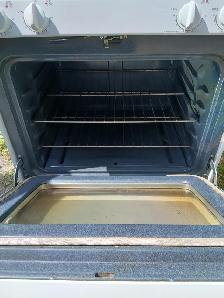 GAS STOVE LOKE NEW CONDITION $220 365-833-7870 - Photo 3