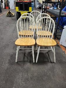 Free wood kitchen table and chairs - Photo 2