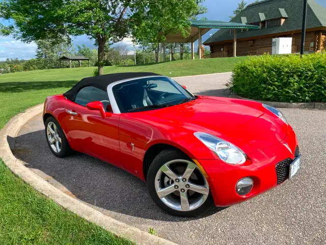 PONTIAC SOLSTICE 2006 RED