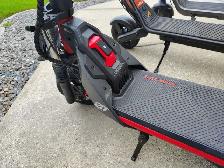 Segway ZT3 Scooter - very little use - full warranty - Photo 3