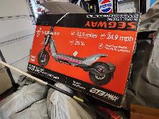 Segway ZT3 Scooter - very little use - full warranty - Photo 5