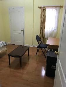 Private room for rent - Photo 2
