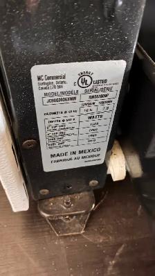 À vendre. Réfrigérateurs Danby et cuisinière GE flambants neufs - Photo 2