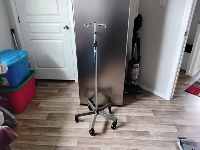 Feeding Pole