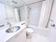 Furnished En-Suite Room Near VFS, SFU & Transit- All inclusive! - Photo 6