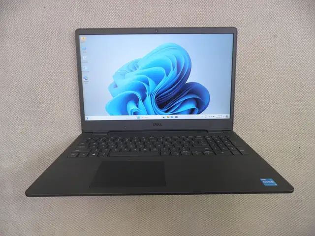 Dell Inspiron 15 3501 i3-11th gen, Laptop