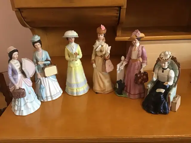 MRS ALBEE FIGURINES