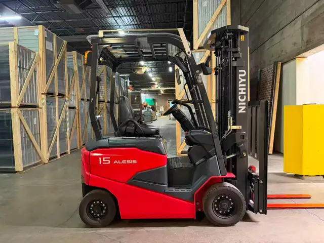 Nichiyu Electric 3300lbs Forklift reach 16.4 feet
