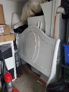 queen bed frame - Photo 4