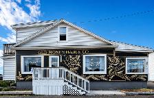 Hairstylists/Barbers Wanted