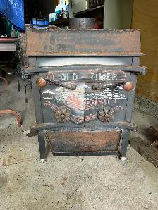Old Timer Woodstove - Photo 2