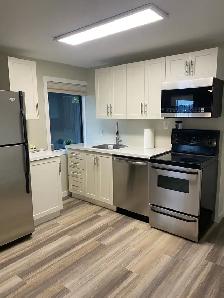 West Kelowna 2 Bdrm 1 Ba View Pool Hot Tub $2350 - Photo 4