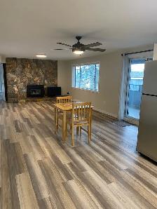 West Kelowna 2 Bdrm 1 Ba View Pool Hot Tub $2350 - Photo 5