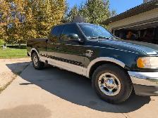 2001 Ford F150 XLT extended cab 1/2 ton/  RWD - Photo 4