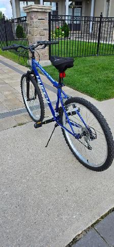 Huffy Rock Creek 26" Mountain Bike – Like New – $75 Moving Sale - Photo 3
