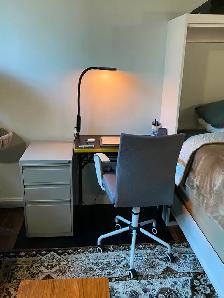 Sublet: Parkdale Loft (Studio) for 3-6 months - Photo 6