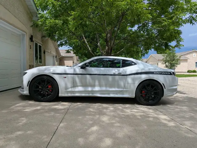 2019 Camaro RS 2LT automatic with V6 eng