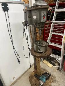 Garsge sale of tools - Photo 2
