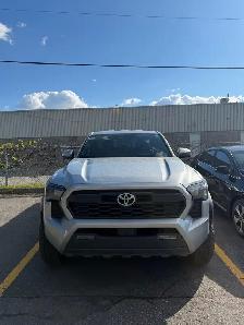 Toyota Tacoma TRD Off-Road - Photo 3