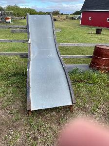 metal slide - Photo 2
